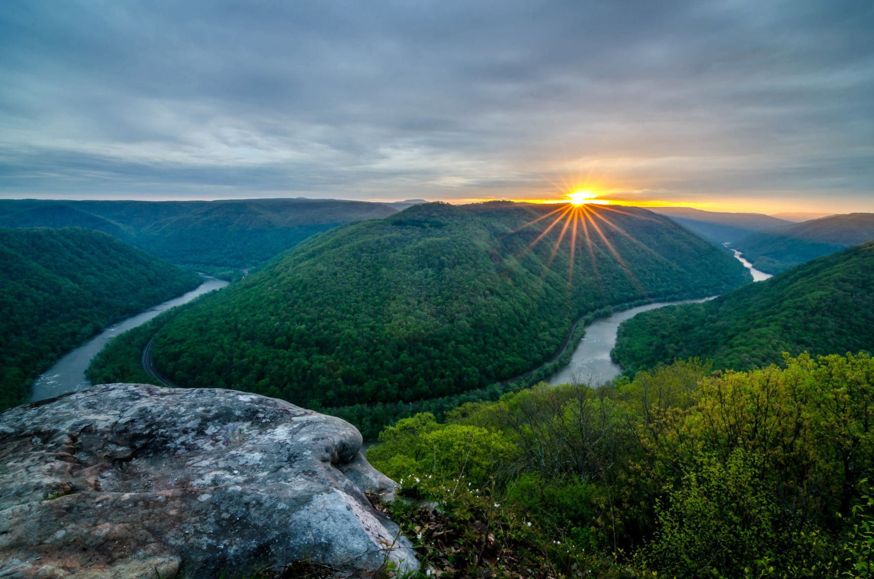 Sunrise at Grandview overlook
